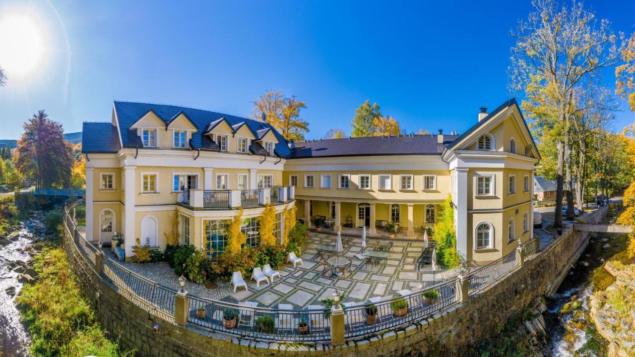Hotel Stary Zdroj Świeradów-Zdrój 外观 照片