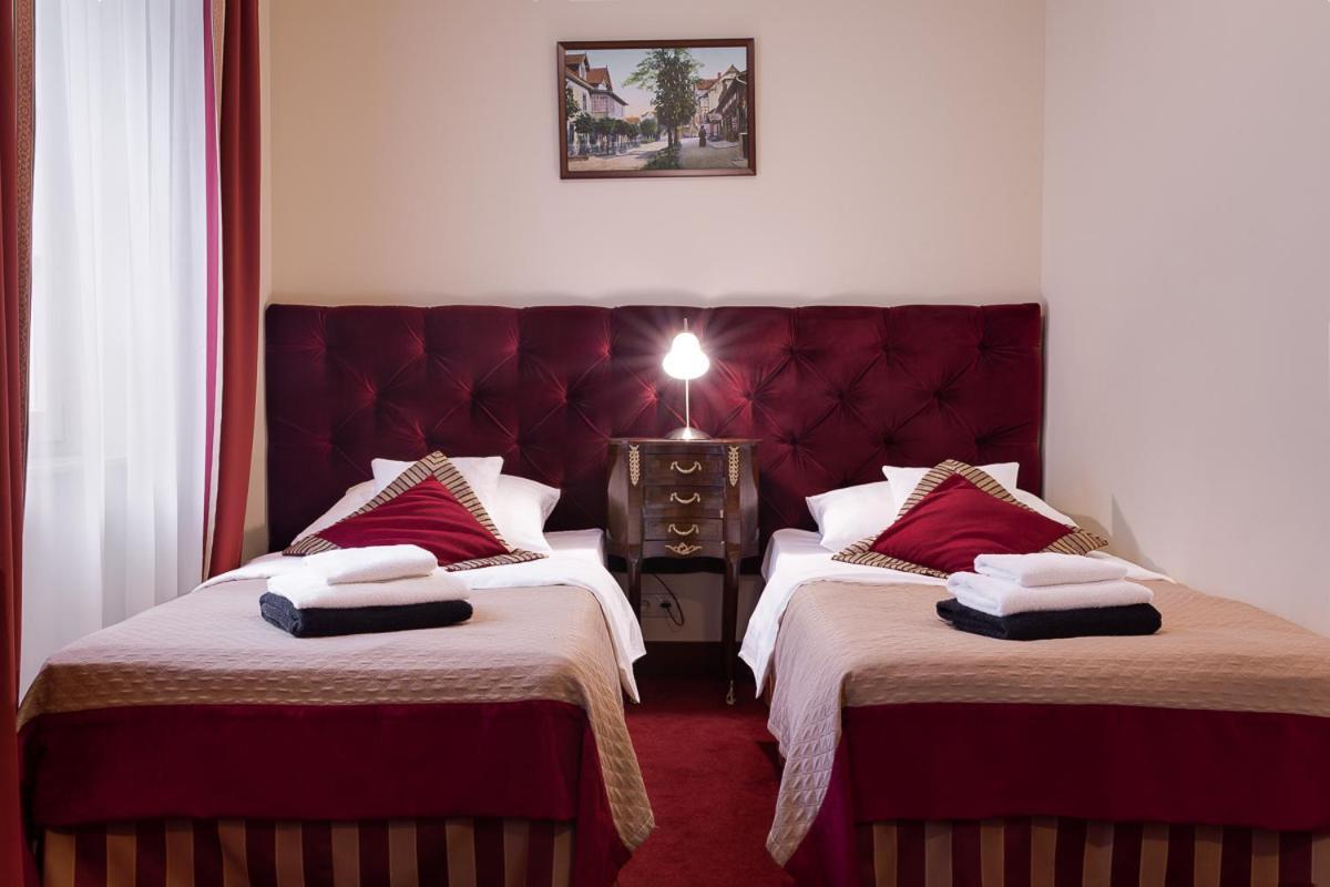 Hotel Stary Zdroj Świeradów-Zdrój 外观 照片